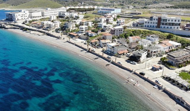 Burası Seferihisar, Çeşme, Urla değil: Havuz gibi sakin suyu ile ilgi gören koy