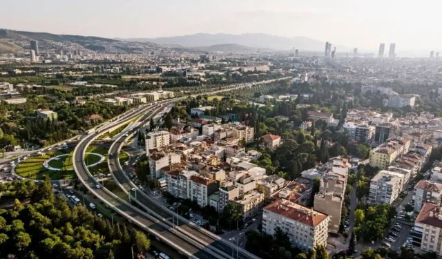 İzmir’de bir belediyeden daha dev satış kararı: 46 parsel tek tek vitrine çıkıyor