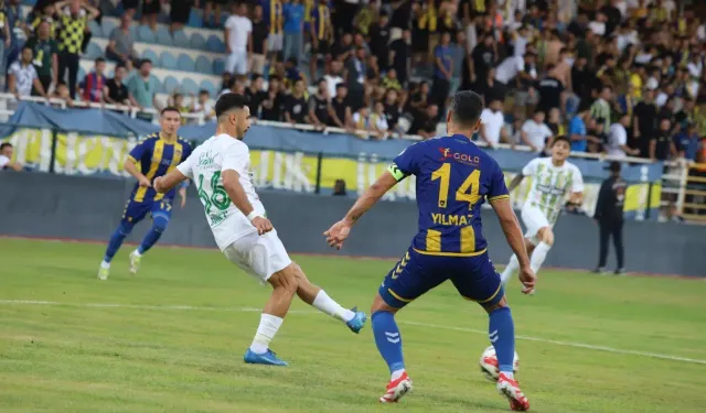 Bucaspor 1928 ikinci yarıda yıkıldı!