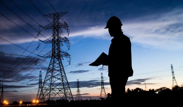 İzmir'deki elektrik kesintileri TBMM gündeminde: 'Vatandaşları canından bezdirdi'