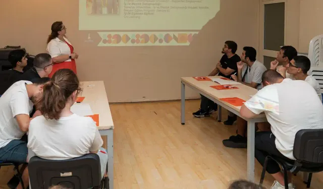 İzmir Büyükşehir'den Türkiye'de bir ilk: 2 ay eğitim görüp, iş hayatına atılacaklar