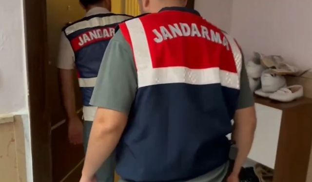 İzmir merkezli dolandırıcılık operasyonu: 29 kişi tutuklandı