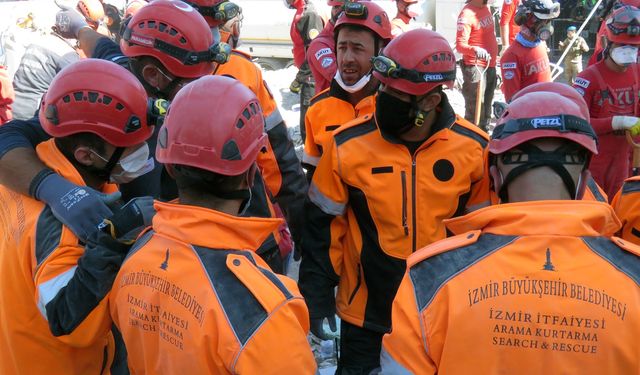 Balıkesir depremle sarsıldı: İzmir’den destek ekipleri yola çıktı