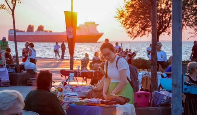 İzmir’de Perşembe akşamlarının yeni adresi: Gece Kermesi başladı!