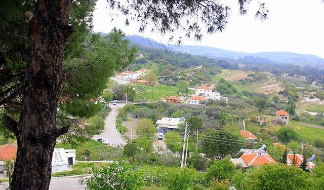 İzmir’in ayaklarınızın altındaki şirin köyü: Kavun ve karpuzun üretim merkezi Güzelhisar