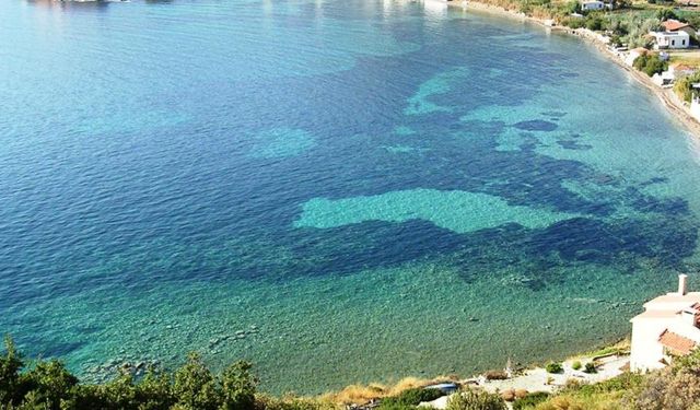 İzmir'in keşfedilmeyi bekleyen köylerinden birinde saklı huzur: Bu eşsiz koyda zaman duracak