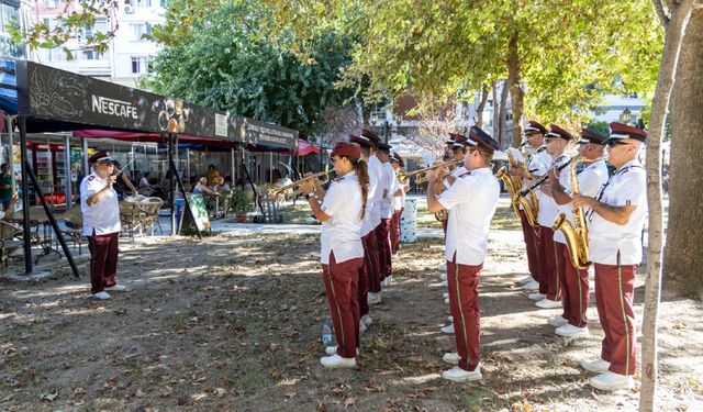 İzmir’de kutlamalar başladı: Kaçırılmayacak sokak konserleri 9 Eylül’e kadar her gün farklı noktada