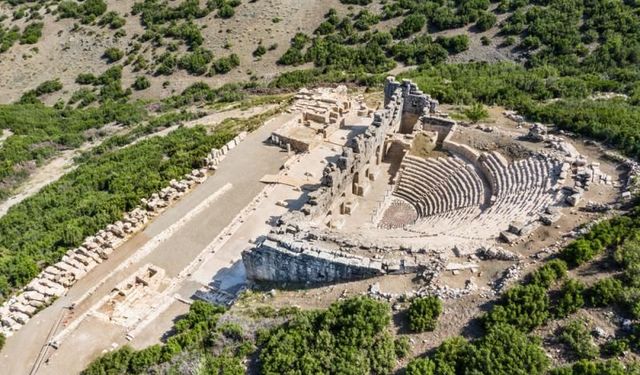 İzmir’de Kyme Antik Kenti'ne komşu yeni plan!