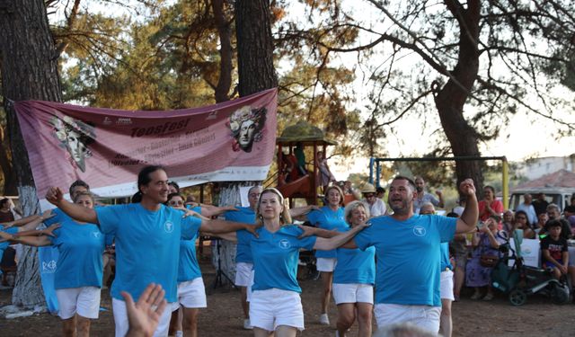 İzmir'de festivale yoğun ilgi: Binlerce ziyaretçiyi ağırladı!