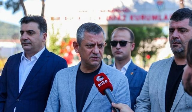Özel, Buca Cezaevi önünden seslendi: 5 masuma en kısa sürede hürriyet talep ediyoruz
