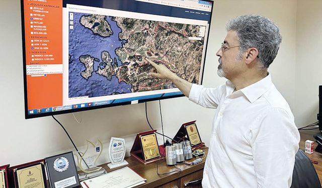 Deprem Bilimci Sözbilir İzmir’i yeniden uyardı: 10-15 bin civarında can kaybımız olabilir
