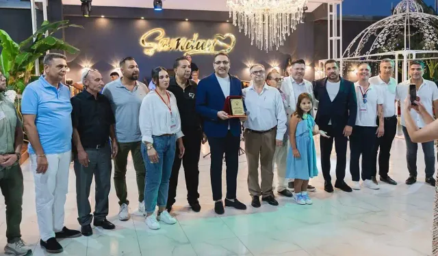İzmir'de sünnet şöleni