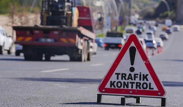 İzmir’deki kritik güzergah trafiğe kapatıldı: O saatte kadar akım eski yoldan verilecek