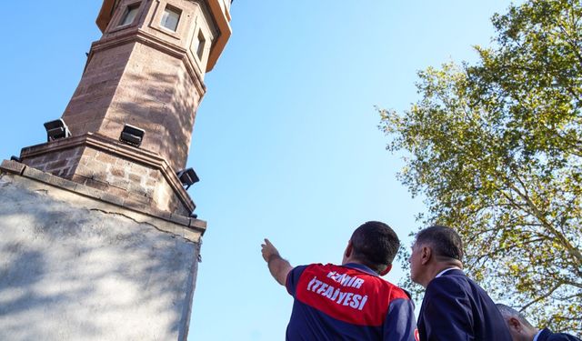 Başkan Tugay itfaiyeciler ile bir araya geldi