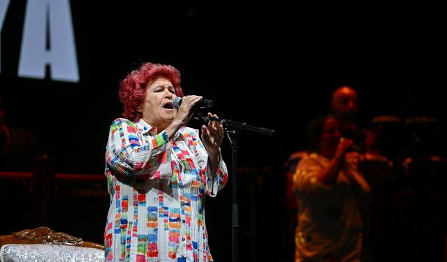 Çim Konserleri’nde Selda Bağcan’dan unutulmaz konser