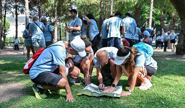 İzmir'de nefes kesen etkinlik: Hazine Avı'nı kazananlara anlamlı ödül