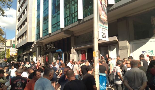 İzmir Büyükşehir’de emekçilere havuz şoku: Soluğu genel müdürlükte aldılar