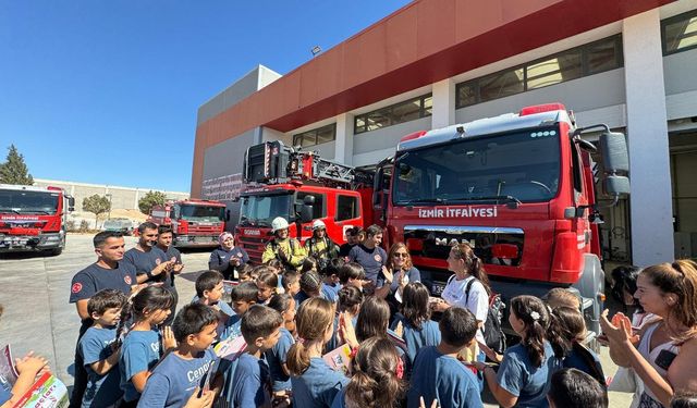 İzmir’in ateş savaşçıları öğrencilerle buluştu