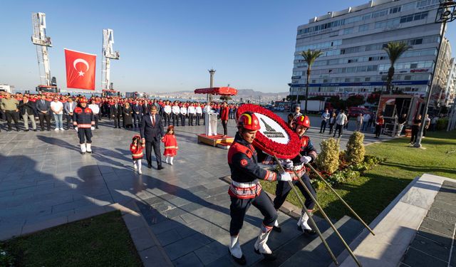 İzmir'de 102'nci İtfaiye Haftası: Ateş savaşçıları onurlandırıldı