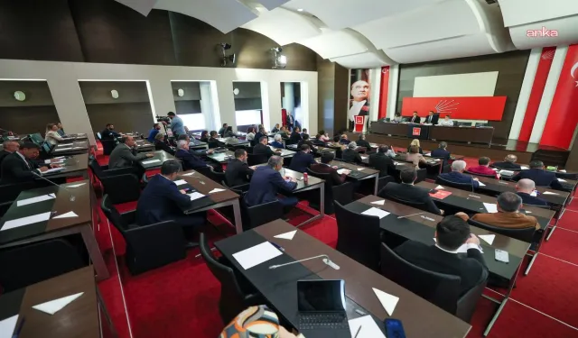 Parti Meclisi kurultayın ardından ilk kez bir araya geldi: İşte İzmir'den listeye dahil olan o isimler...