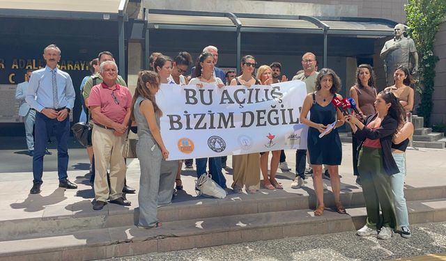 İzmir’deki hukukçulardan yeni adli yıl açıklaması: Biz kutlamıyoruz