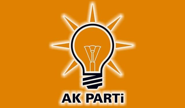 İzmir'de görev yapan o isimler AKP'ye geçmişti: Rozet takıldı