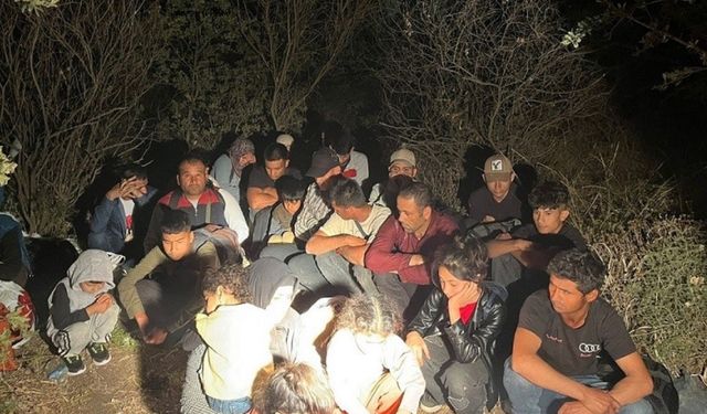 Ayvacık’ta 34 düzensiz göçmen kurtarıldı