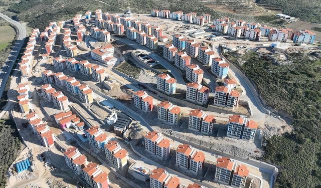 Efes Selçuk’ta TOKİ mağdurları için komisyon kuruldu: Çözüm çalışmaları başladı