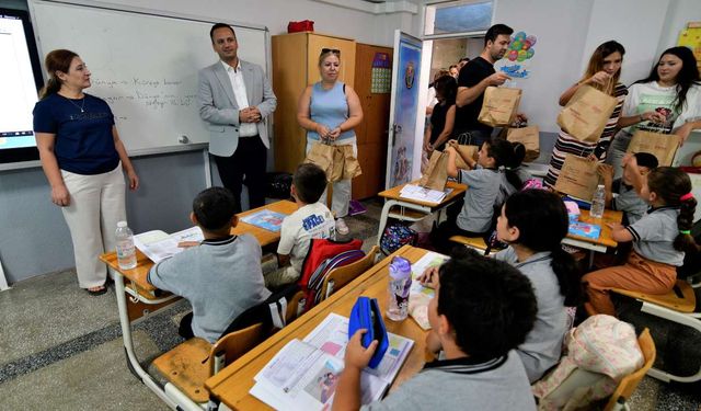İzmir'in bir ilçesinde başladı: Öğrencilere beslenme desteği