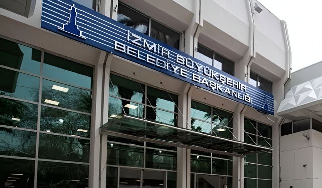 İzmir Büyükşehir’de işçi kıyımı sürüyor: 30 güvenlik görevlisi şirketlerine iade edildi!