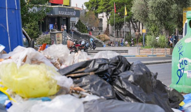 Buca'da maaş krizi sürüyor: İşçilerin iş bırakma eylemi 7. gününde!