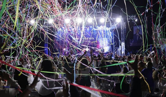 Çeşme Festivali renkli görüntülere sahne oldu