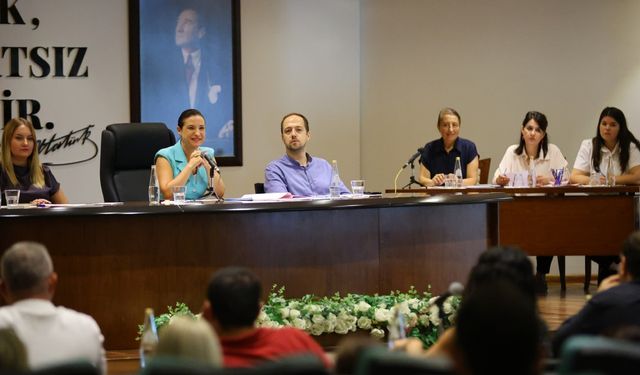 Efes Selçuk’ta değişim rüzgarı: Başkan Sengel sabır çağrısı yaptı