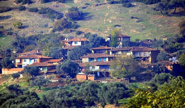 İzmir'e 118 kilometre uzaklıkta tarihi bir köy: Günlüce
