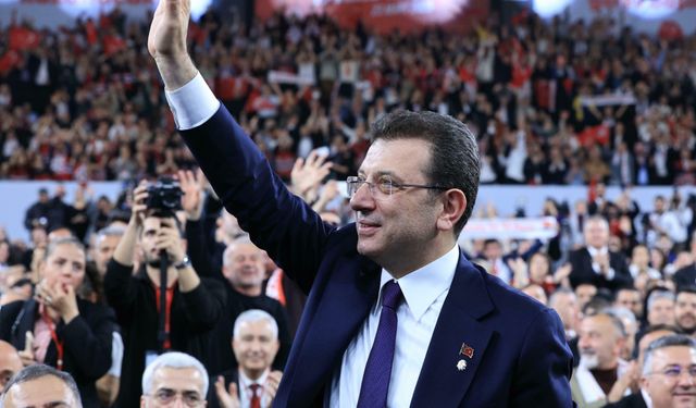 İmamoğlu’ndan dikkat çeken karar: Tazminatını öğrencilere bağışlıyor