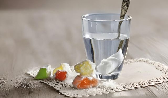 Misafirlerinize İzmir'in geleneksel tatlısını ikram edin: Lohuk nasıl yapılır? Lohuk tarifi...