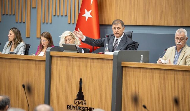 İzmir Büyükşehir Meclisi'nde gündem Harmandalı: Kimsenin uzun süreli çöp depolama niyeti yok