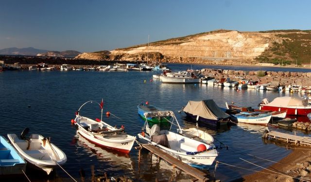 İzmir’de keşfedilmeyi bekleyen sonbahar rotası: Sadece 844 kişi yaşıyor, yemyeşil sakin bir köy