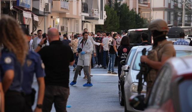 İzmir'de karakola saldırı: 15 yaşındaki saldırgan yakalandı, işte fotoğrafı