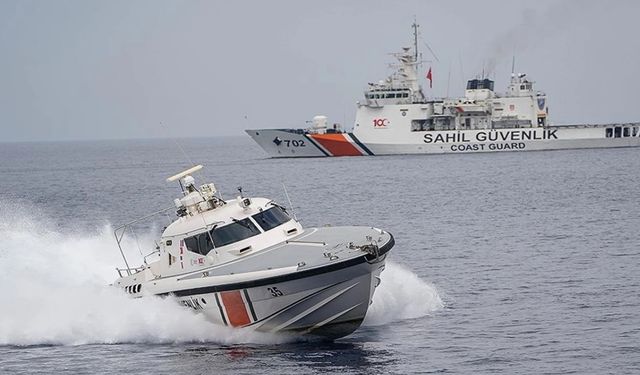 İzmir'de 3 ilçede göçmen operasyonu: 102 kişi kurtarıldı