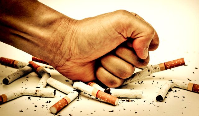 İzmir'de binlerce kaçak sigara ele geçirildi: 47 şüpheliye adli işlem