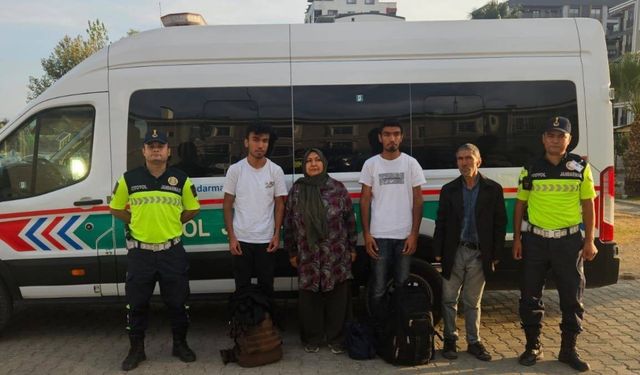 İzmir’den Bodrum’a götürülen 4 göçmen kurtarıldı