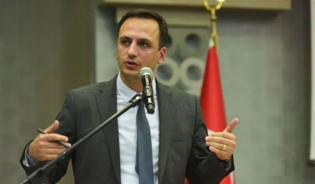 Başkan Ekşi’den ‘Beton Mahmut’ çıkışı: Kimin hadsiz olduğunu sana göstereceğim!