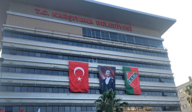 Karşıyaka'da eylem: 1800 işçi maaş krizi nedeniyle iş bıraktı!
