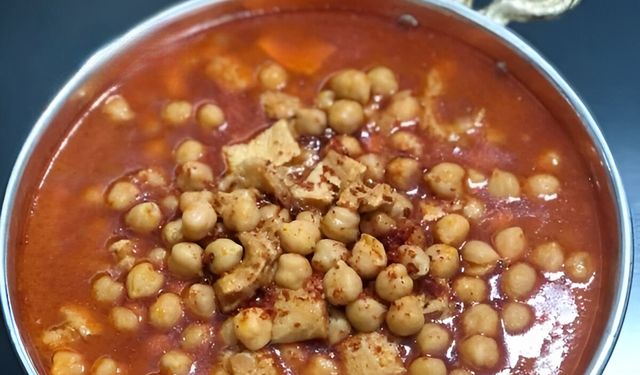 İzmir'deki esnaf lokantalarının vazgeçilmezi: Tadıyla damak çatlatıyor!
