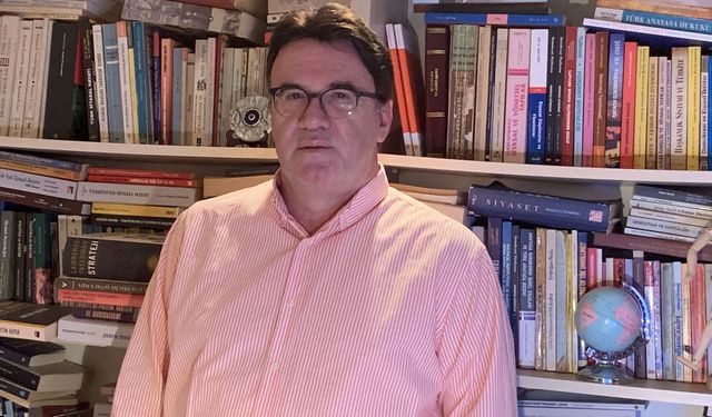 Prof. Dr. Tosun’dan CHP’ye operasyon ve Gürsel Tekin yorumu: Türkiye bu kadar gerilimi hak etmiyor