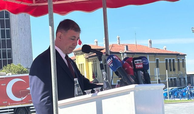 Tugay’dan 9 Eylül mesajı: Dünyanın neresinde böyle değerli bir şehir var?