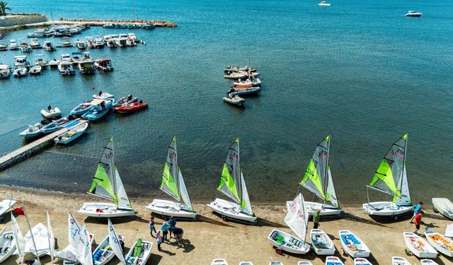 Seferihisar'da yelken yarışları: 9 Eylül Kurtuluş Kupası'nda büyük heyecan