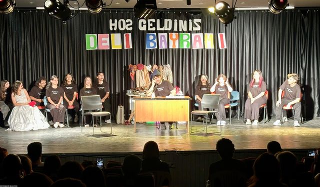 Tiyatroseverlere müjde: Deli Bayram oyunu İzmirlilerle buluşacak!