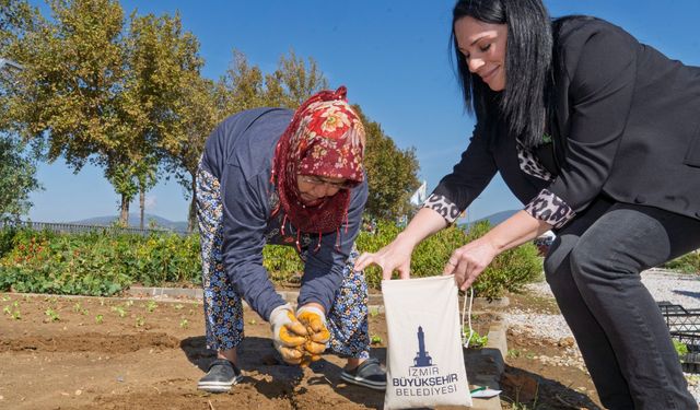 Verimli toprak, güçlü üretici: İzmir’de toprak analizi dönemi başladı